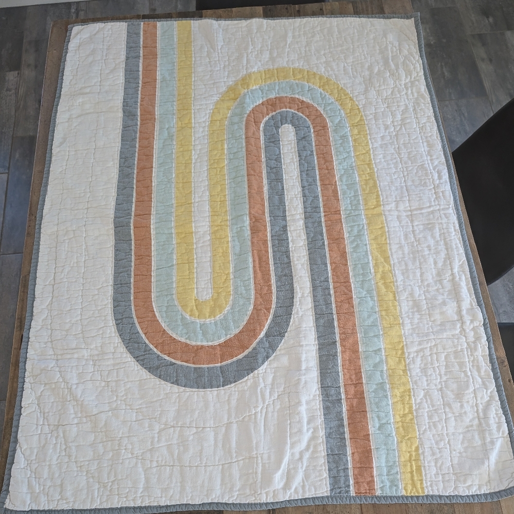 Crate and barrel (crate and kids) crib quilt